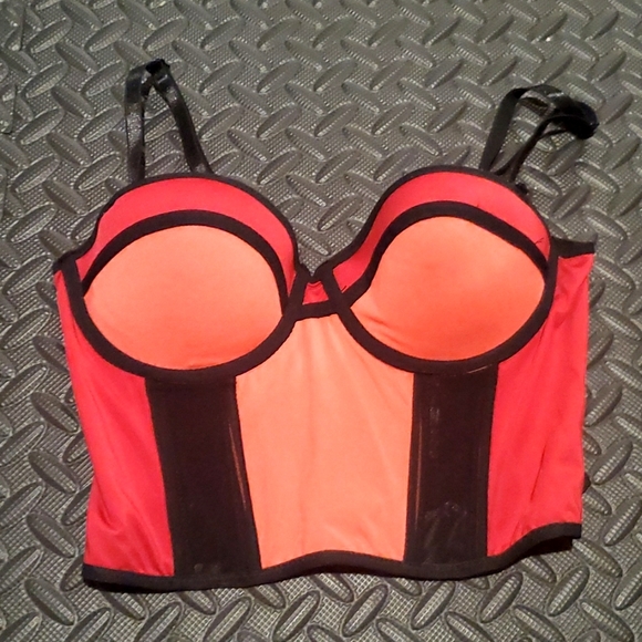 Bebe top - Picture 1 of 1